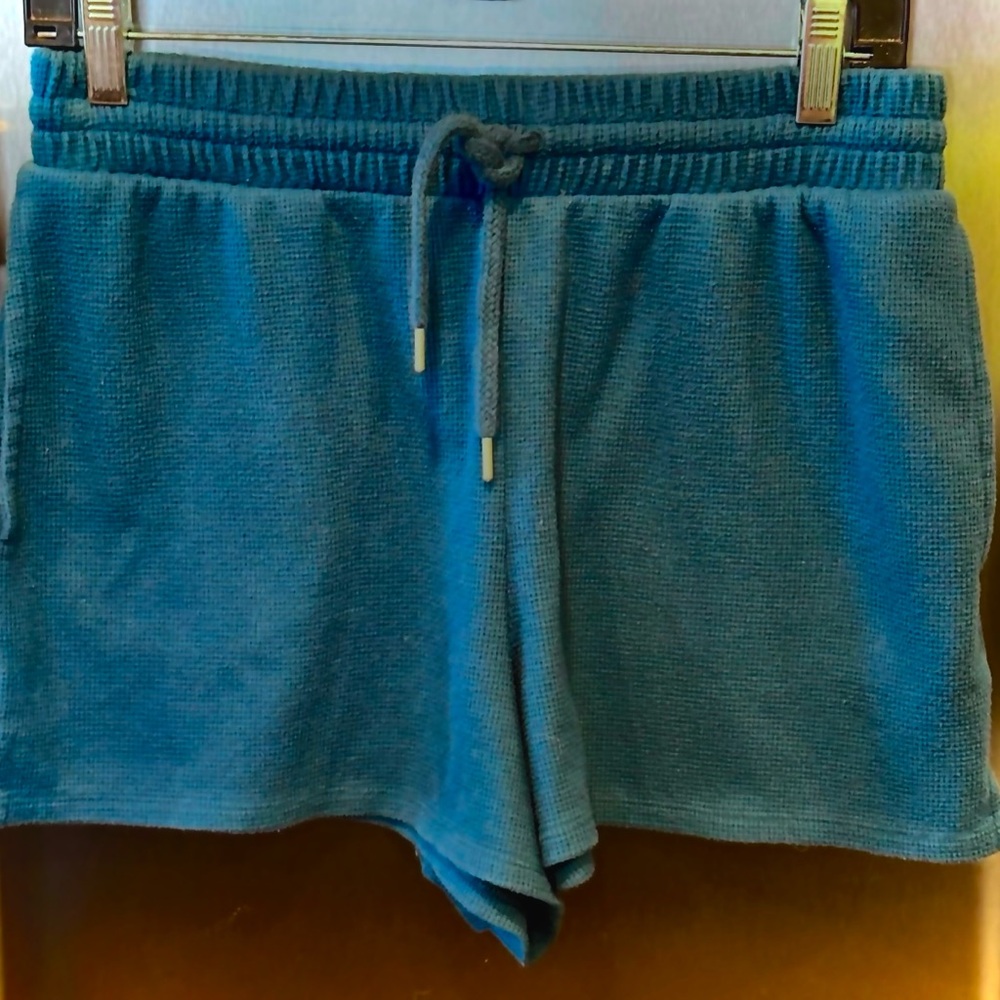 Victoria’s Secret shorts size small